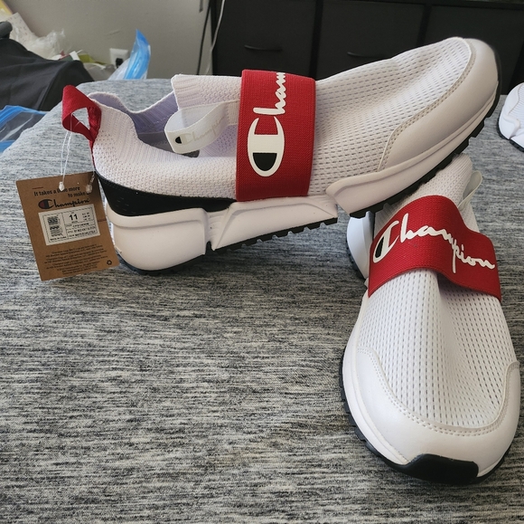Champion White and Red Slip-On Sneakers - Picture 2 of 8